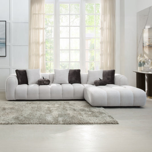 02340VL-Manilla Sectional Sofa w/8 Pillows